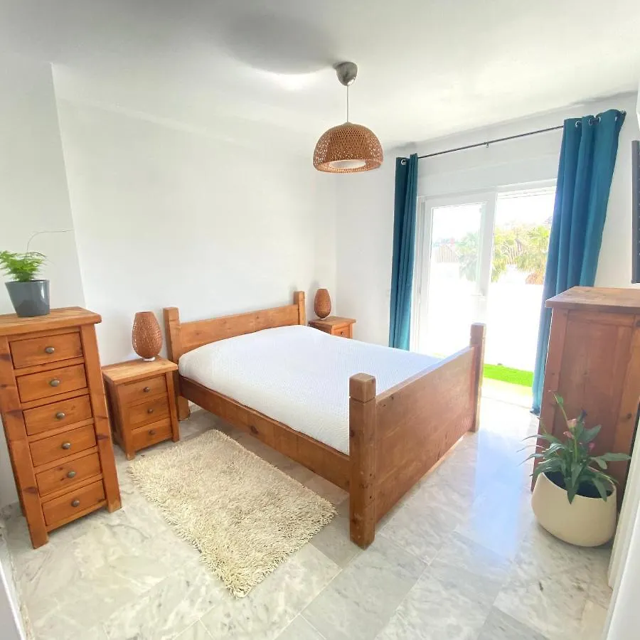 Holiday home Modern Townhouse 7 Mins Walk From The Beach And 15 Mins From Port Manilva